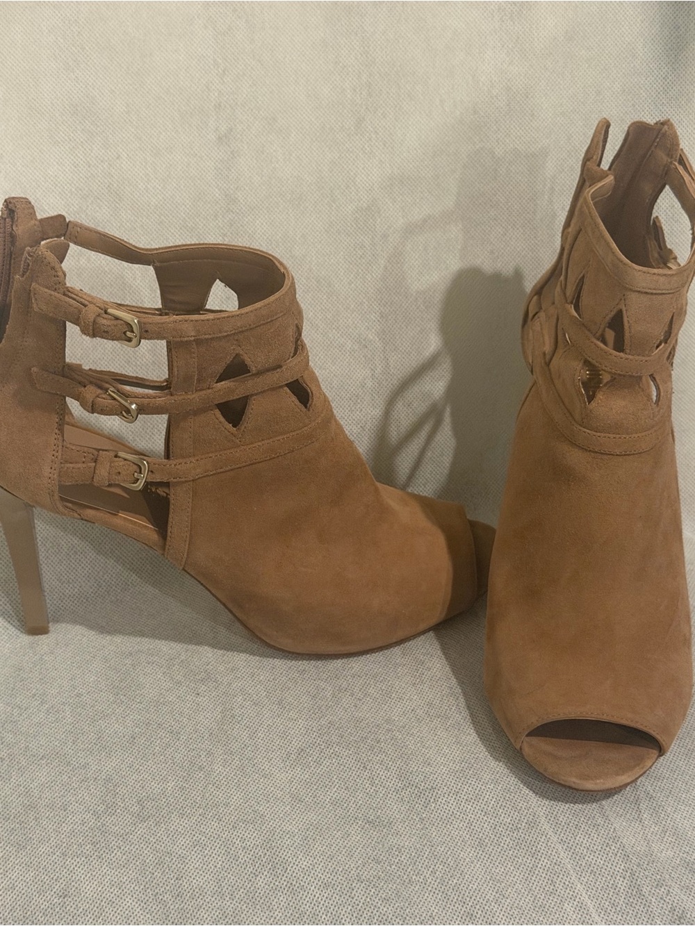Nine West Tan Suede Peep-Toe Ankle Booties with Triple Buckle Straps Size 8.5